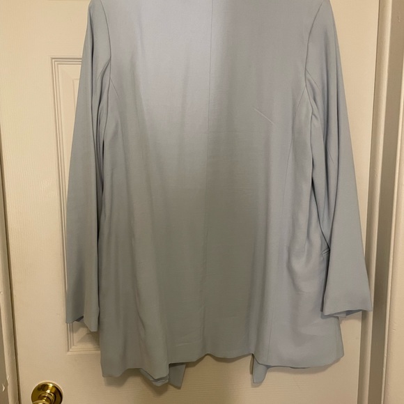 Women’s Light Blue H&M Blazer - Picture 3 of 3